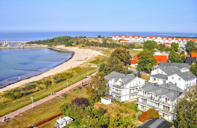 Direkt hinter der Düne, mit Balkon und Meerblick - Strandvilla Böck FeWo 13