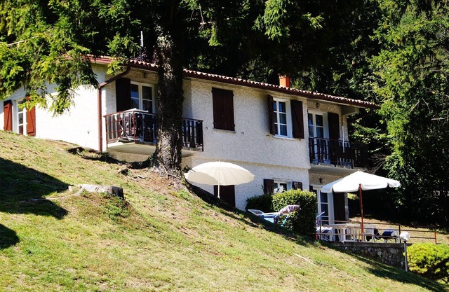 Direkt am See mit Terrasse