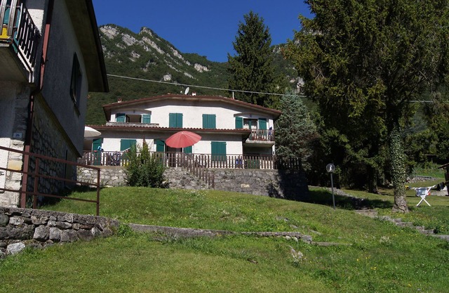 Direkt am See mit Terrasse und zwei Schlafzimmern