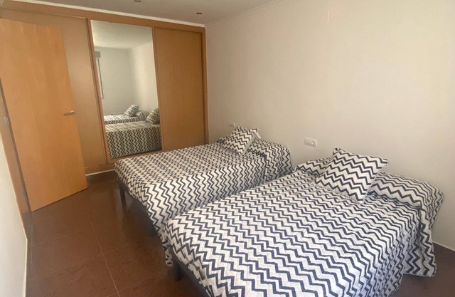 Disconnect and Relax: Ideal Beach House for Families.