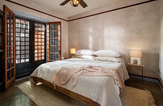 DISCOUNT @ Ochoa Casita - Barrio Viejo designer