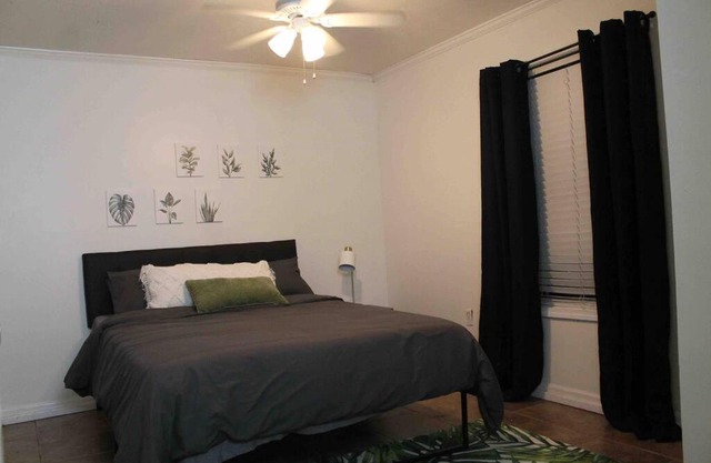 Discounted Cozy Home with Modern Amenities