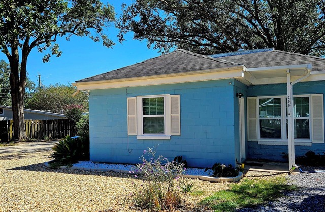 Discover Gulf Coast/Long Beach 2 bdrm/1 bath Oasis