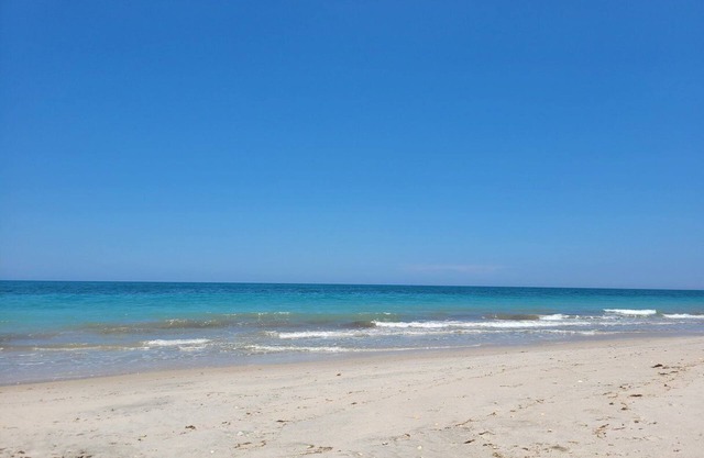 Discover Hibiscus Retreat! 3 bedrooms, 2 bathrooms and a private pool await!