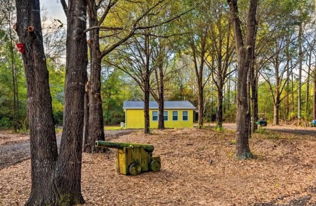 Discover Milton charm, steps away from your cozy 2-bedroom retreat.