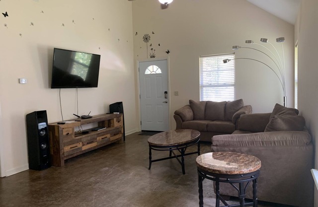 Youtube's Oxford Superhost House