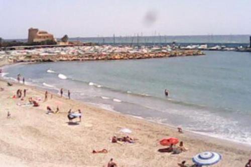 Disfruta frente al mar, a 50 metros, y desconecta