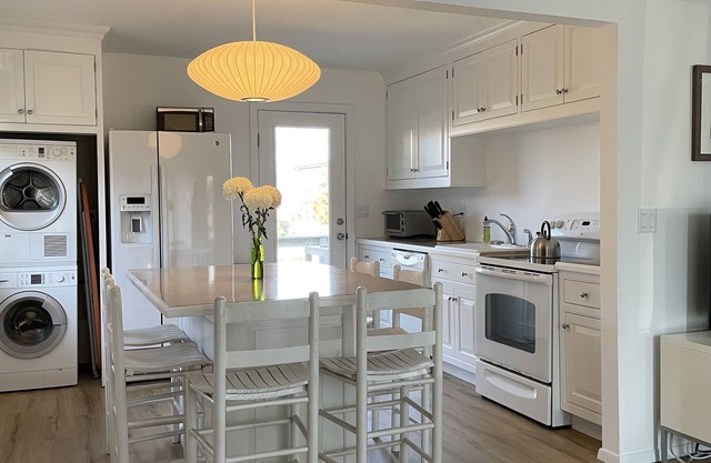 Ditch Plains Beach Cottage