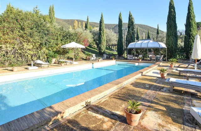 3 Zimmer Unterkunft in Poggio Catino