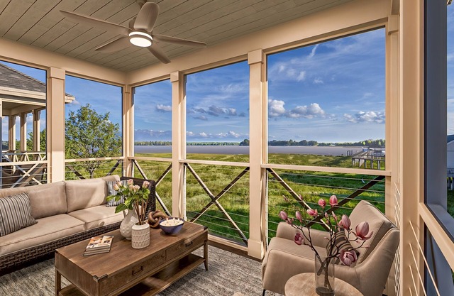 Dock and Dwell at the Winyah Bay Club, Pool, Outdoor Lounge/Grill and Boat Slip included!