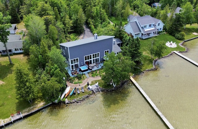 Waterfront home directly on Lake Leelanau with dock for your boat! August dates