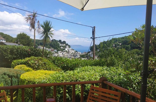 Hundefreundliche freistehende Nancecliff Cottage-umzäunten Garten und Meerblick-Cornwall