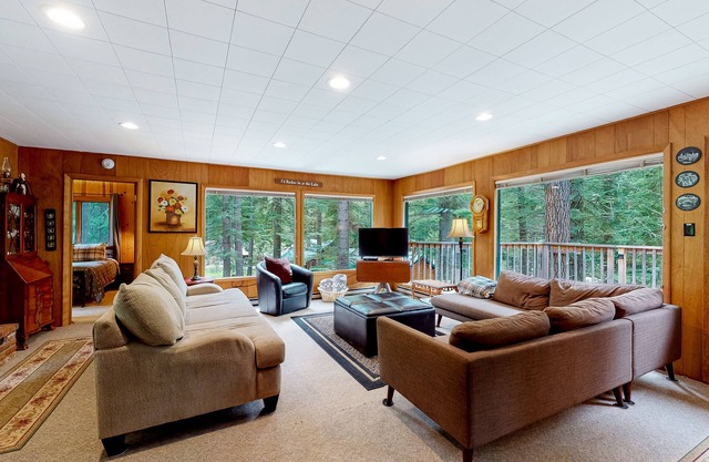Dog-Friendly Home near Wallowa Lake w/Wraparound Deck, Free WiFi, Great Location