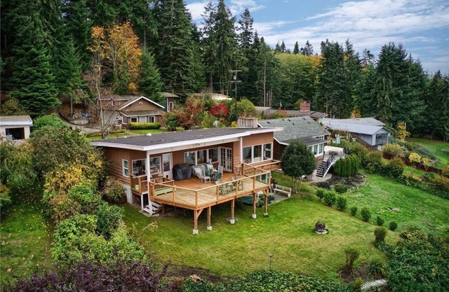 Hundefreundliches Haus mit herrlichem Blick auf die Bucht, Holzofen und Feuerstelle im Freien!