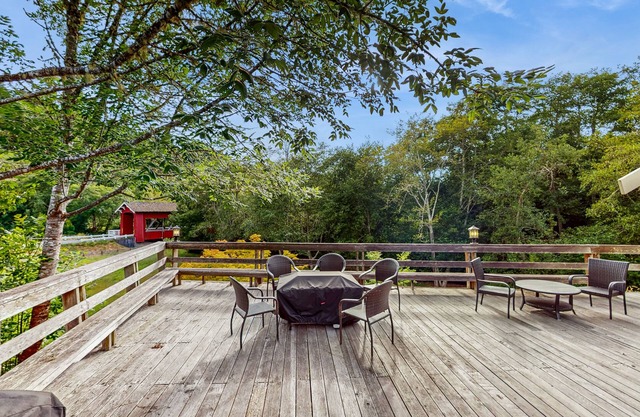 Dog-Friendly Home with a Creek View - Free WiFi, Fireplace, & Washer/Dryer