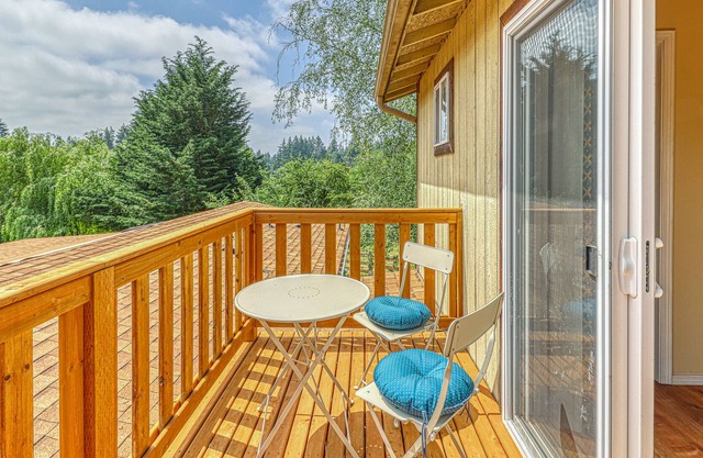 Hundefreundliches Haus und Studio mit Terrasse, privatem Whirlpool, Feuerstelle und großem Garten