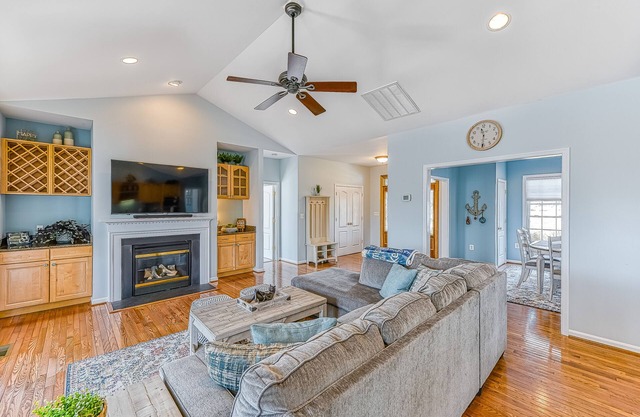 Dog-Friendly, Lakefront Home w/ Free WiFi, Game Room, Central A/C, & Boat Access