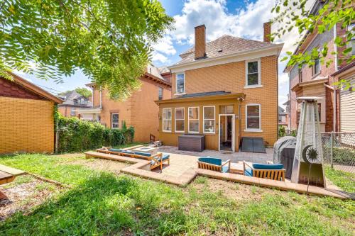 Dog-Friendly Pittsburgh Home, 3 Mi to Downtown!