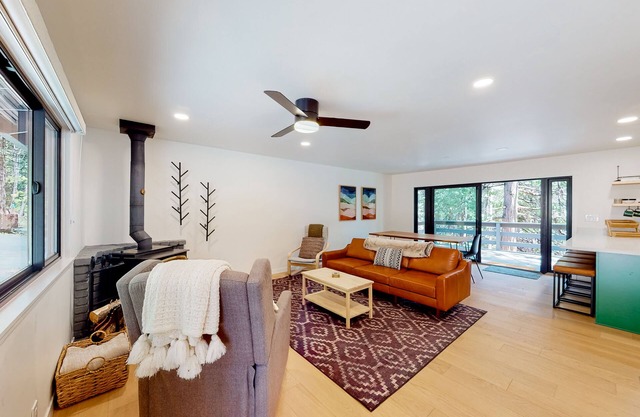 Dog-friendly remodeled home with forest views, wood stove, deck, washer/dryer