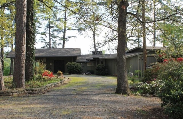 Hartriegel Point Lake House auf dem Lake Hamilton