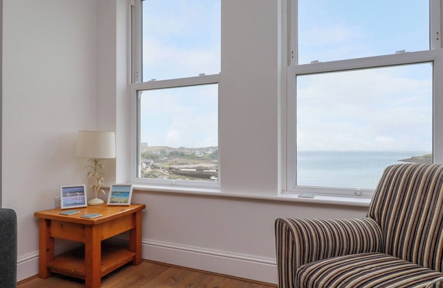 DOLFOR, pet friendly, country holiday cottage in Cemaes Bay