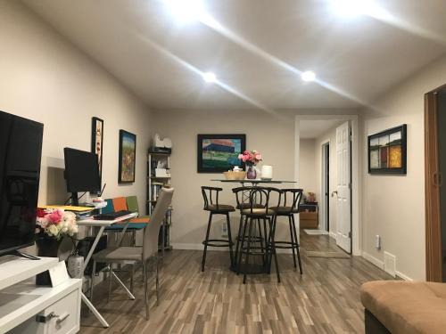 Dolly's Deluxe Suite