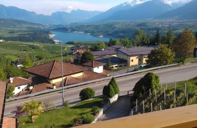 DOLOMITI-TRENTINO-Val di Non: VILLA ERIKA: Erholungsurlaub und Natur