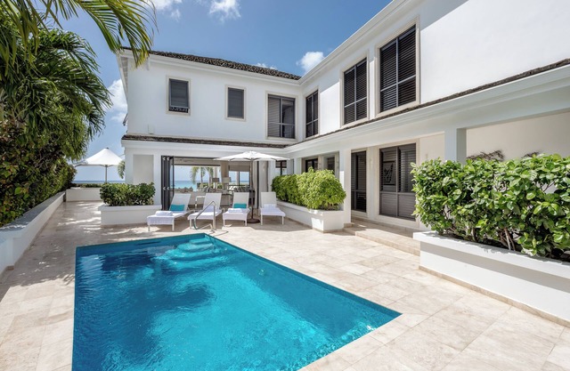 Dolphin Beach House, Fitts Village, St. James