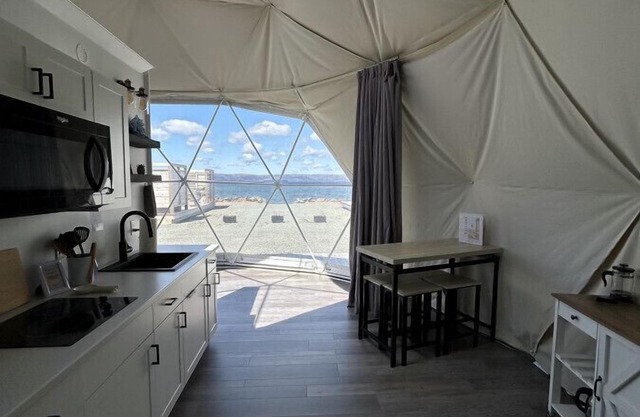 Dome 4 · Lakeside Luxury Dome Experience With Hot Tub