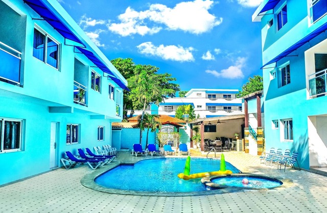Dominikanische Republik Bachelor Party Compound mit Pool & Top Location KOSTENLOSE BONI