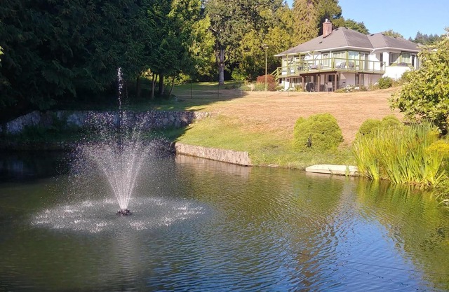 Dominion Brook Park Vacation Rental - Beautiful suite with garden / park views.