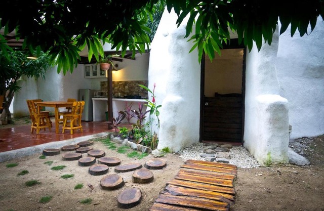 Domo 1 en la selva a 3 km de Minca