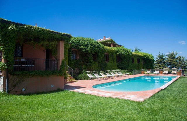 Elegante villa cerca de Contessa Entellina con todas las comodidades, incluida una piscina
