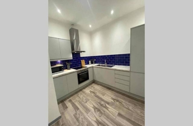 Doncaster City Centre Deluxe Whole Apartment sleeps 4 D2n