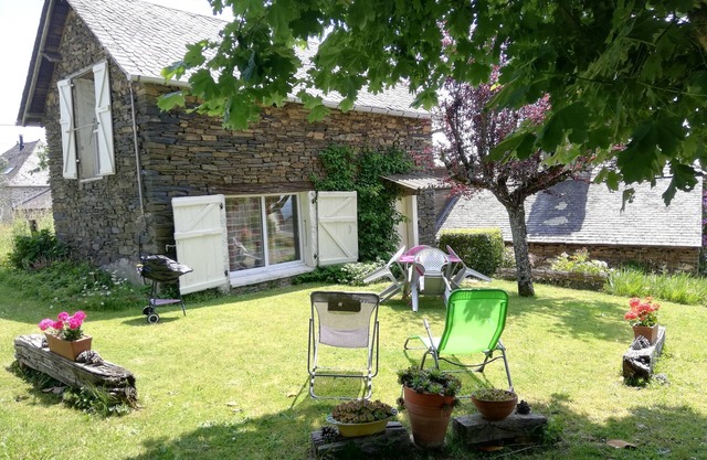 Donzenac: Haus mit Garten