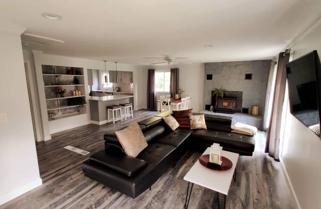 Door County Cottage, near Haines Beach!