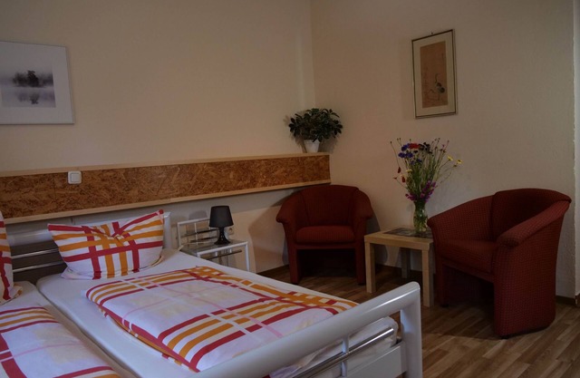 * Doppelzimmer 5 - Pension Nebeltal