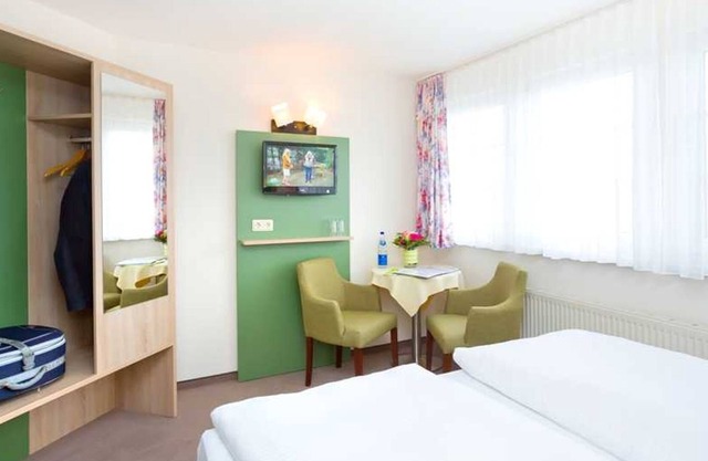 Doppelzimmer mit Seeblick II - Ferienzimmer und -wohnungen mit Seeblick