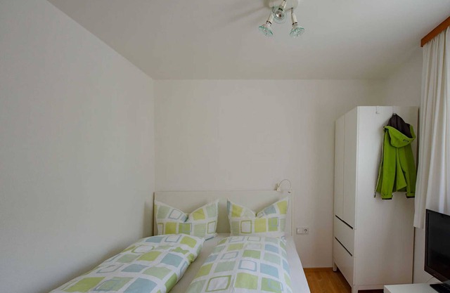 Doppelzimmer weiss - Gästehaus Lässer