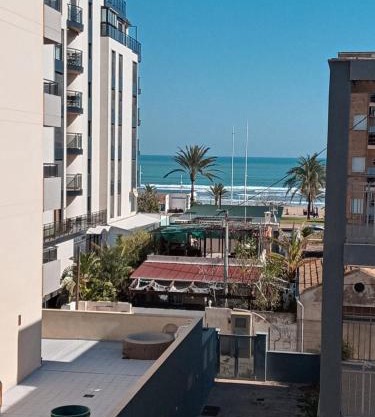 DOROTHY Apartamento Playa de Gandia con vistas al mar 8 personas