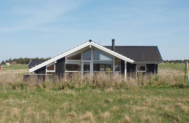 "Dory" - 1.0km from the sea by Interhome