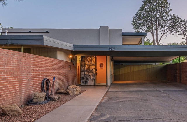 Dotty's Place - A Midcentury Dream located in the center of the luminaria tour.