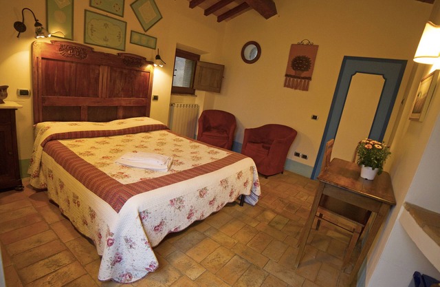 Doppelzimmer mit eigenem Bad und eigenem Zugang, Garten und Swimmingpool