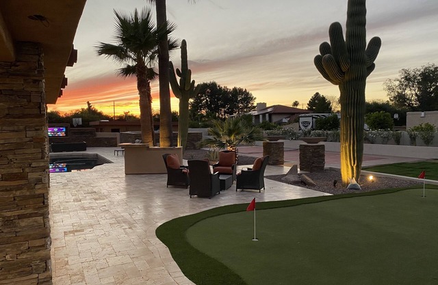 Double Eagle Villa with pool and pickleball close to Scottsdale!