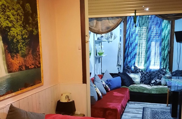 Double lockable room near Central Station