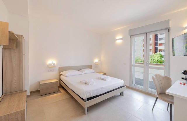 20 minutes from Milan private room with balcony and provate bathroom Number4