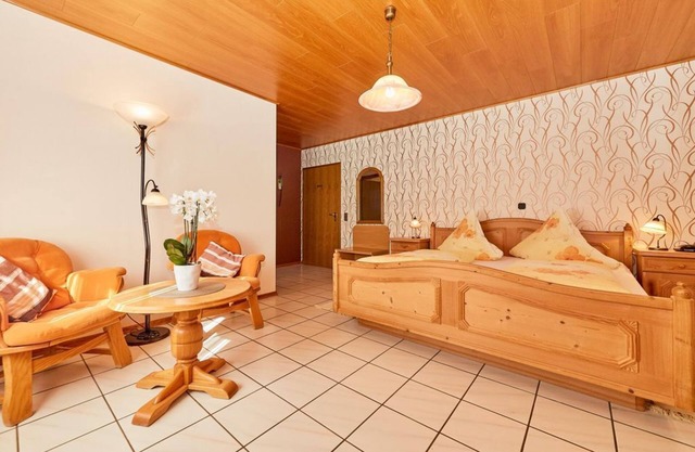 Doppelzimmer 1 - Gäste- und Weinhaus Haus Schatzgarten