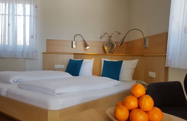 Doppelzimmer, 33 qm, mit Dusche, Balkon/Terrasse