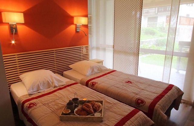 Doppelzimmer-Komfort-Nasszelle-Terrasse-7
