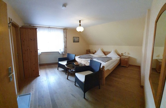 Doppelzimmer "Hofblick 2" 15qm